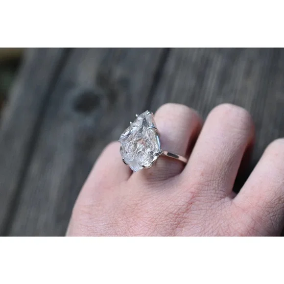 alternative raw diamond engagement ring raw crystal size 4 5 6 7 8 8 9 1… - Picture 1 of 6